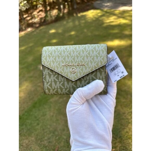 Michael Kors Logo Jet Set Charm Medium Envelope Trifold Wallet Smokey Olive - Picture 1 of 13